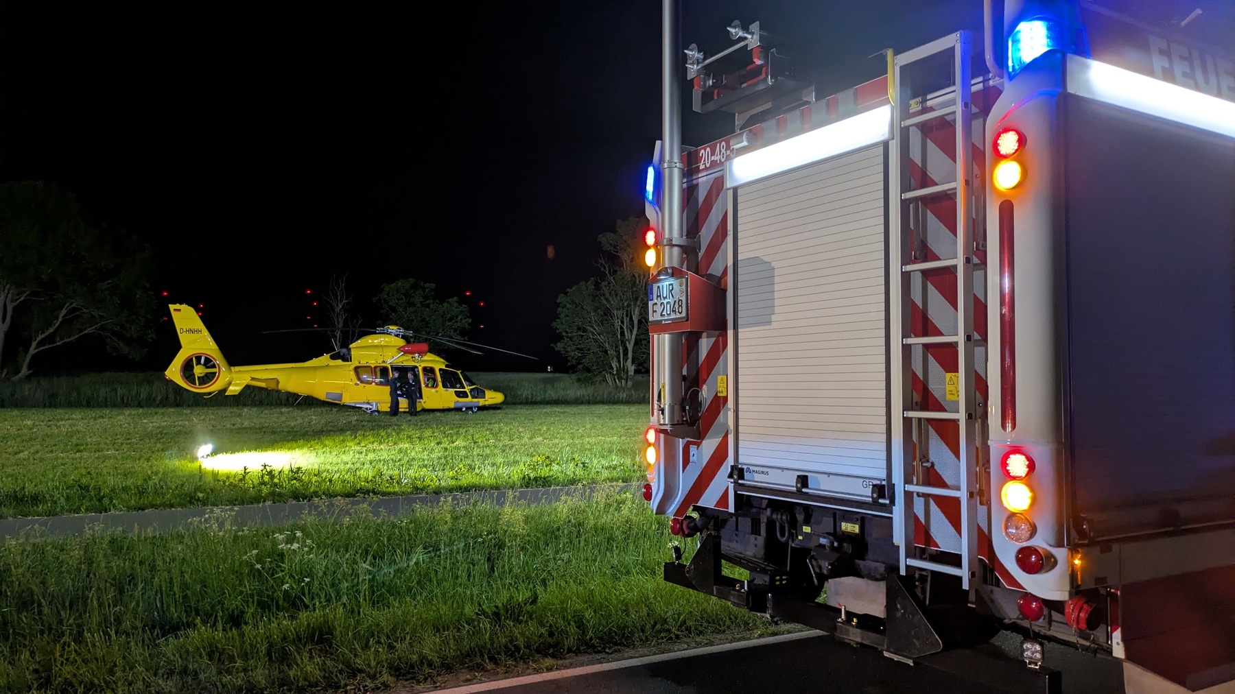Einsatzfoto Verkehrsunfall auf der Freepsumer Landstraße