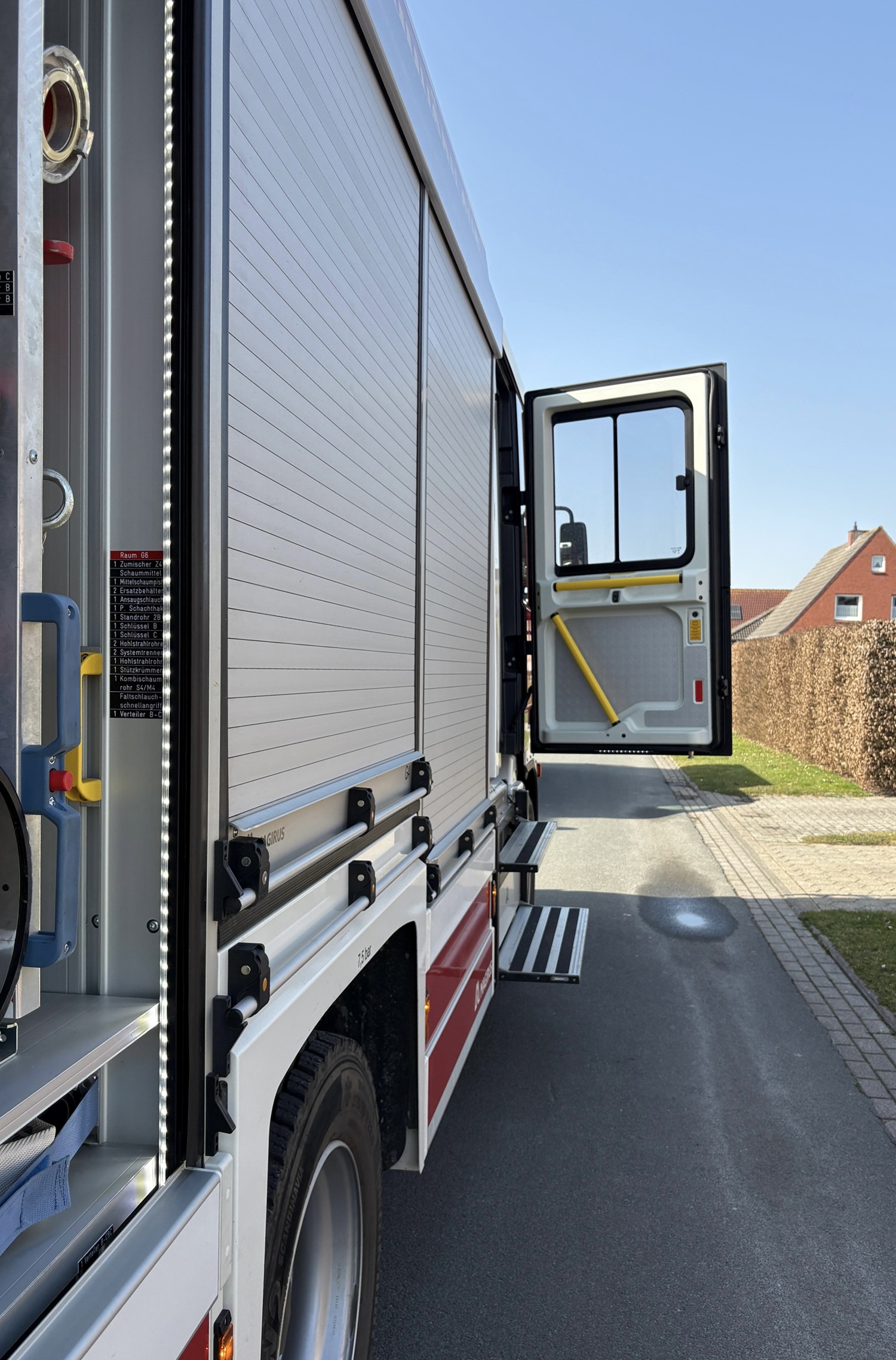 Einsatzfoto Schwelbrand in Mülltonne